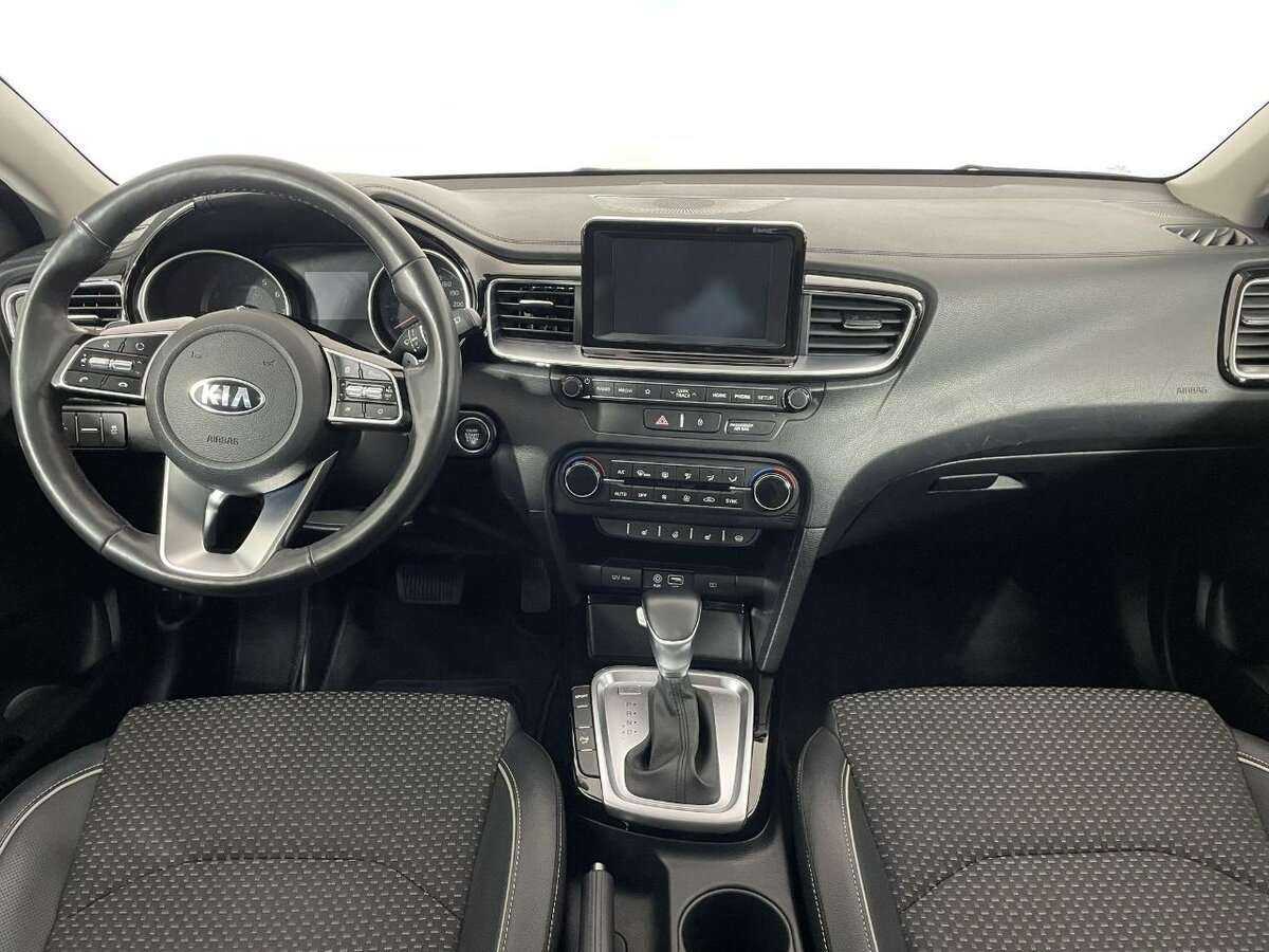 Kia Ceed 2020 года с пробегом. Фото: #6