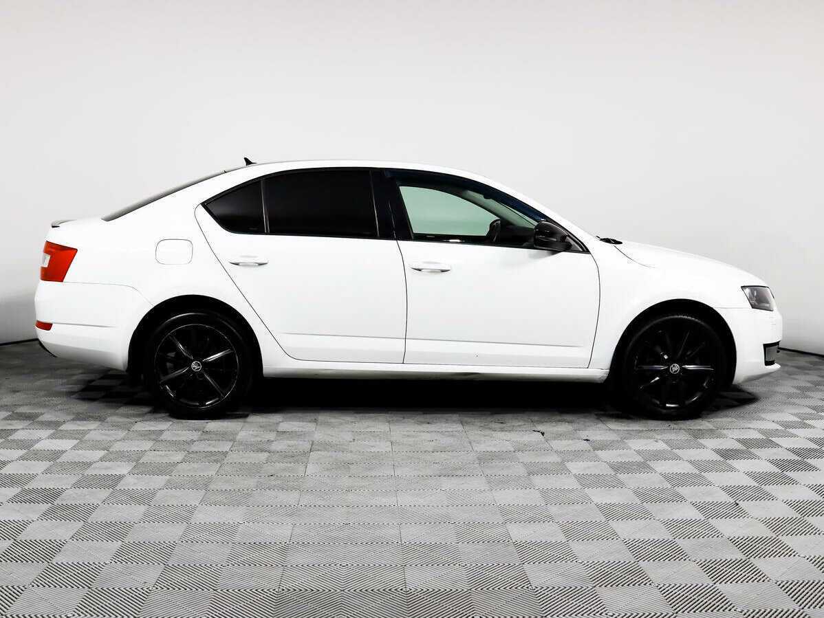 Skoda Octavia 2016 года с пробегом. Фото: #3
