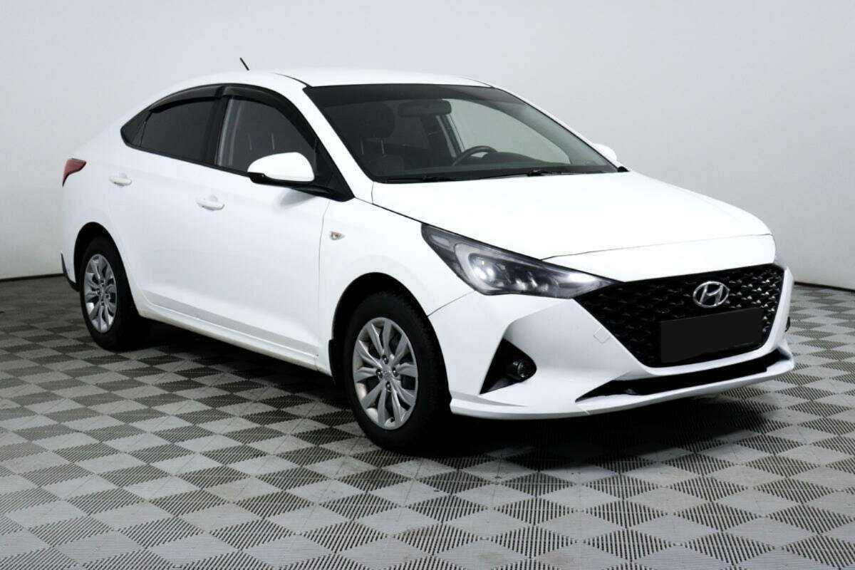 Hyundai Solaris 2020 года с пробегом. Фото: #2