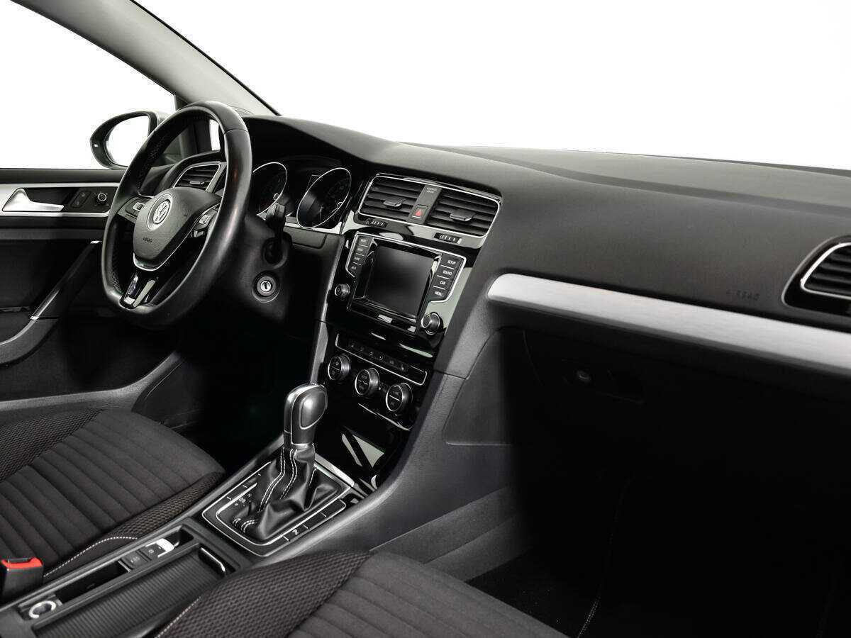 Volkswagen Golf 2014 года с пробегом. Фото: #8