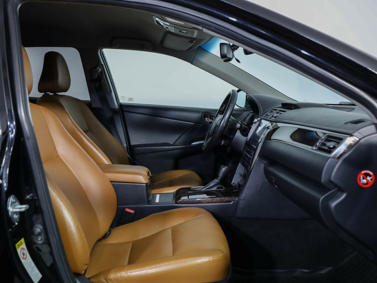 Toyota Camry 2017 года с пробегом. Фото: #26