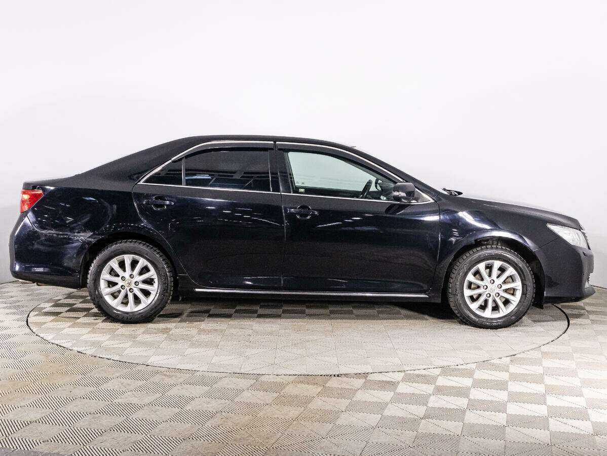 Toyota Camry 2012 года с пробегом. Фото: #3