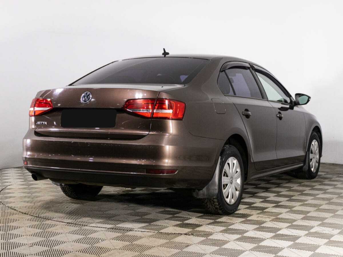 Volkswagen Jetta 2015 года с пробегом. Фото: #4