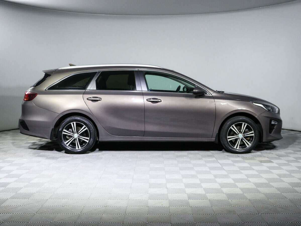 Kia Ceed 2019 года с пробегом. Фото: #3