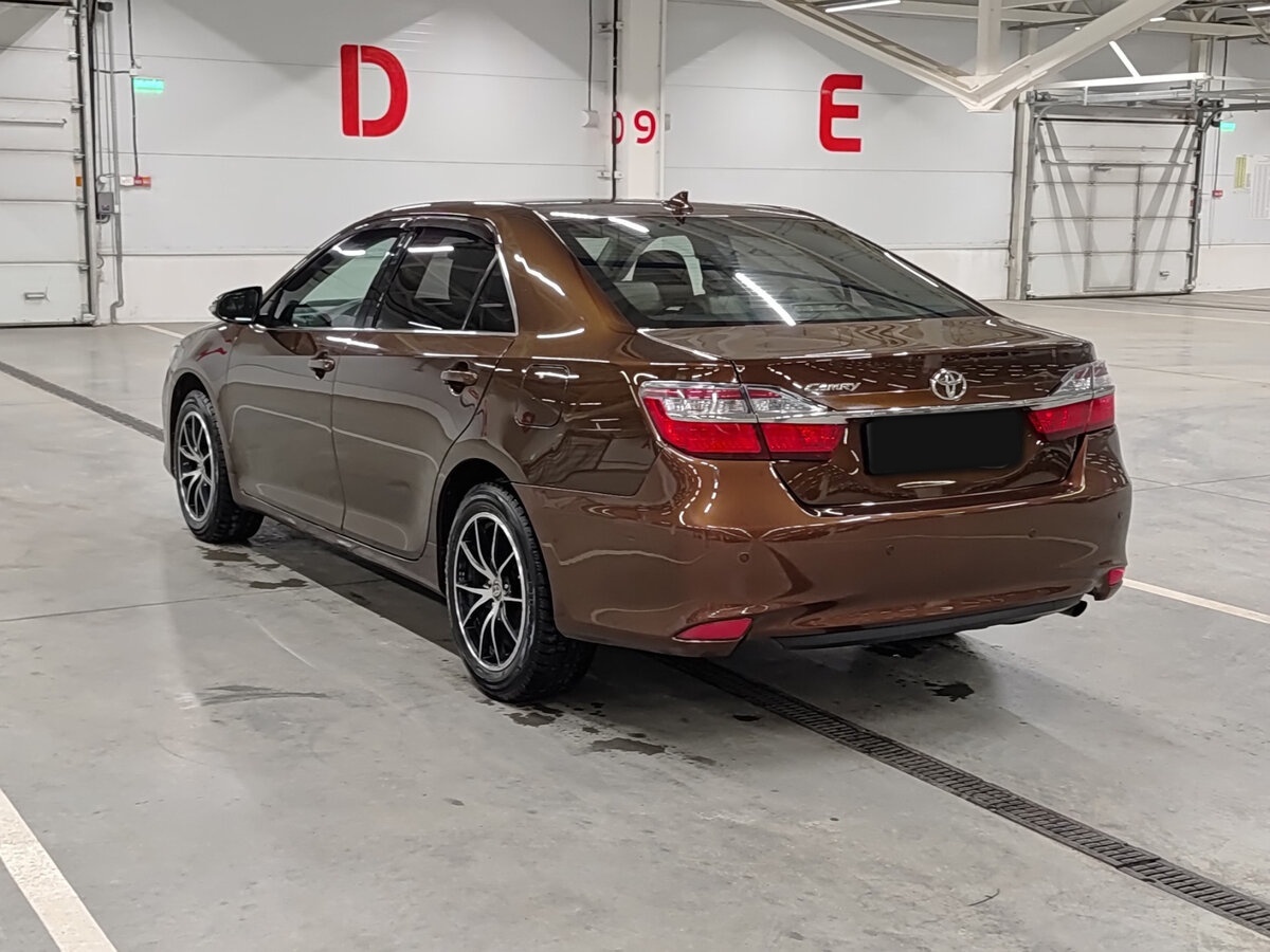 Toyota Camry 2017 года с пробегом. Фото: #6