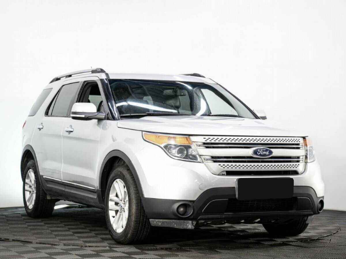 Ford Explorer 2013 года с пробегом. Фото: #2