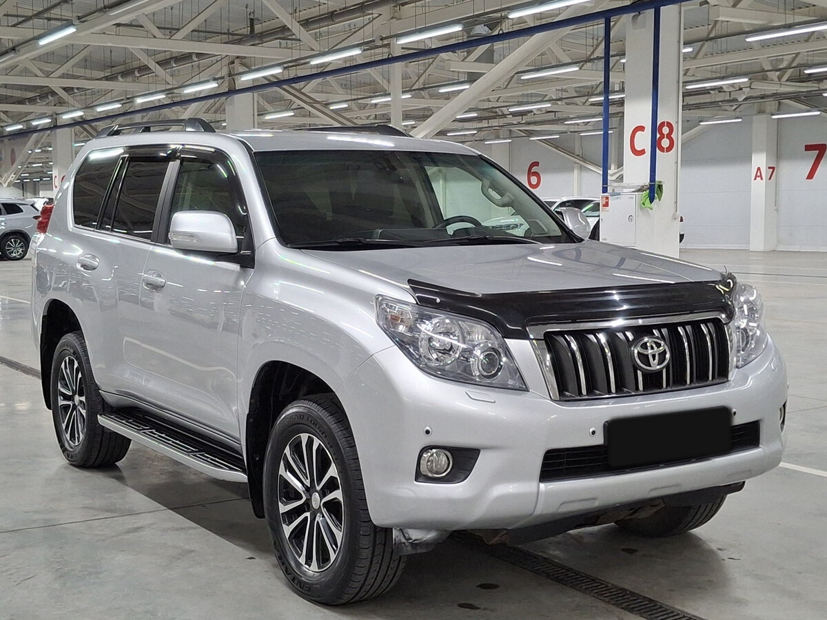 Toyota Land Cruiser Prado 2012 года с пробегом. Фото: #2