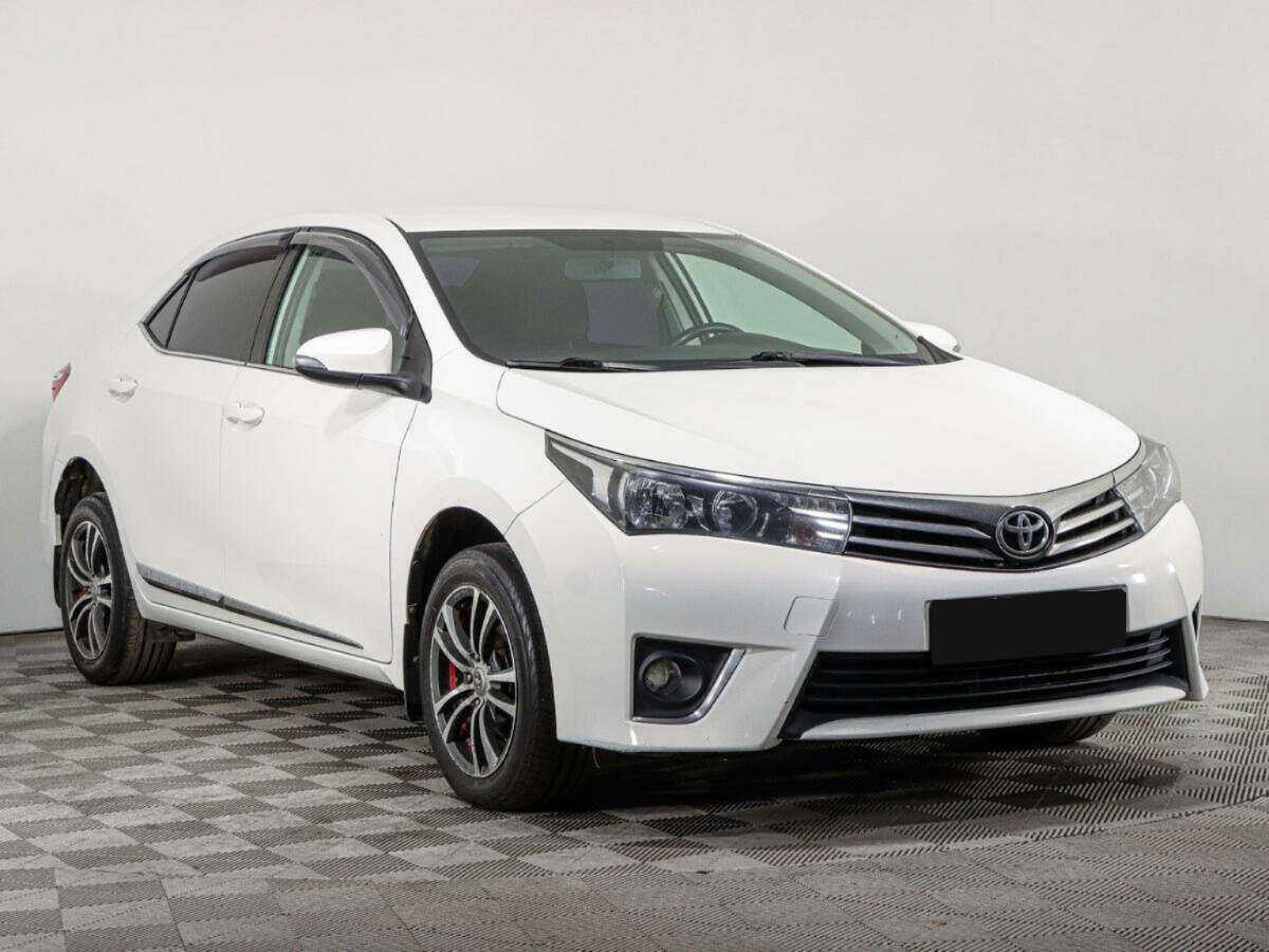 Toyota Corolla 2014 года с пробегом. Фото: #2