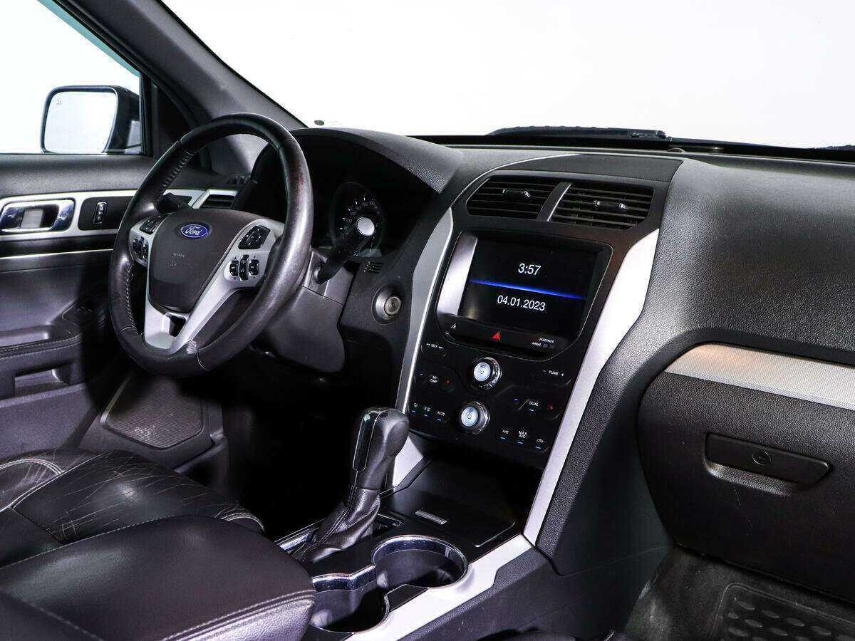 Ford Explorer 2014 года с пробегом. Фото: #6