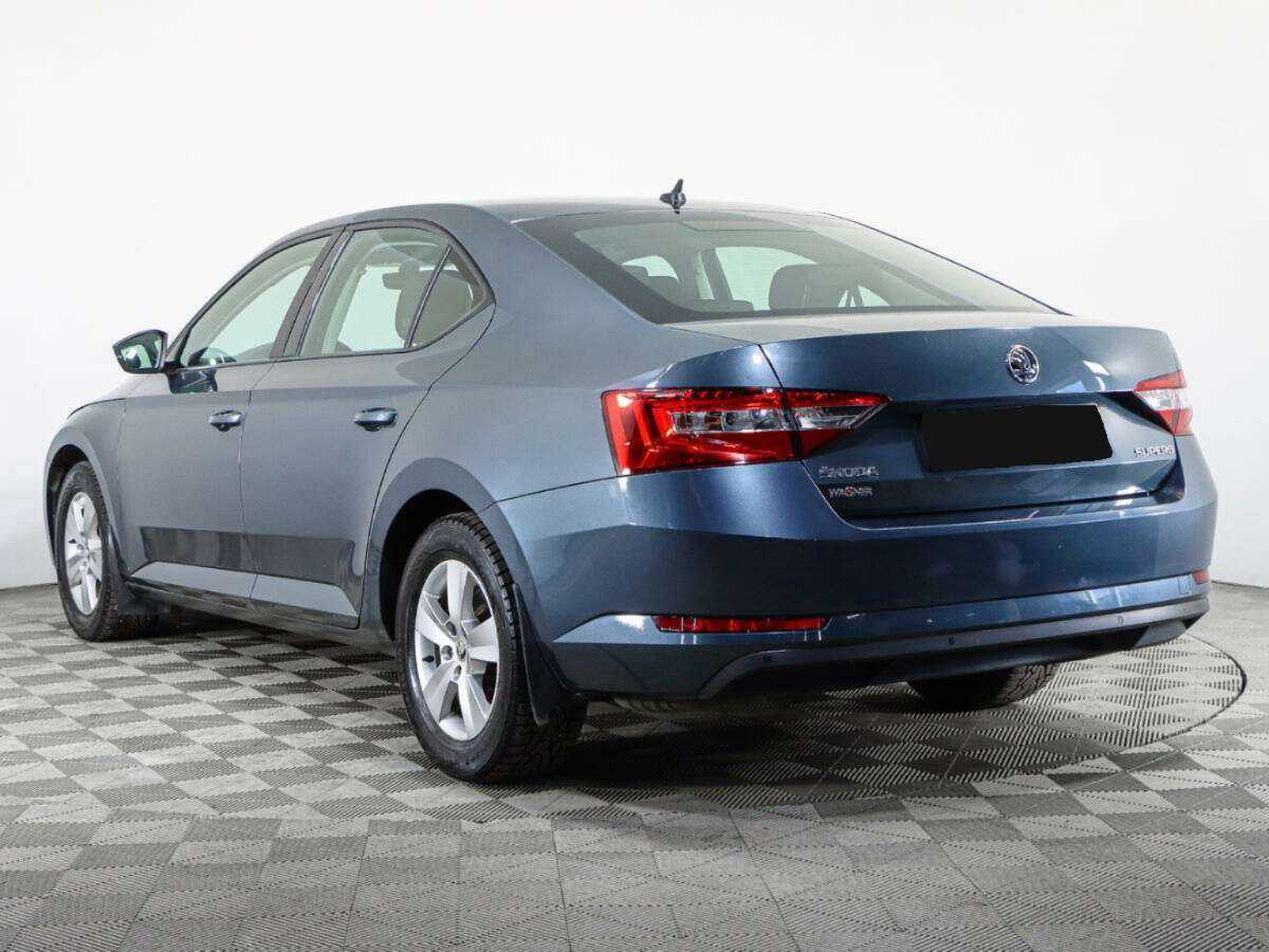 Skoda Superb 2018 года с пробегом. Фото: #5