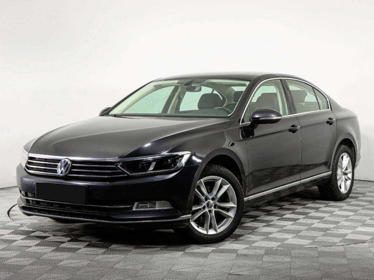 Volkswagen Passat 2016 года с пробегом. Посмотреть фото