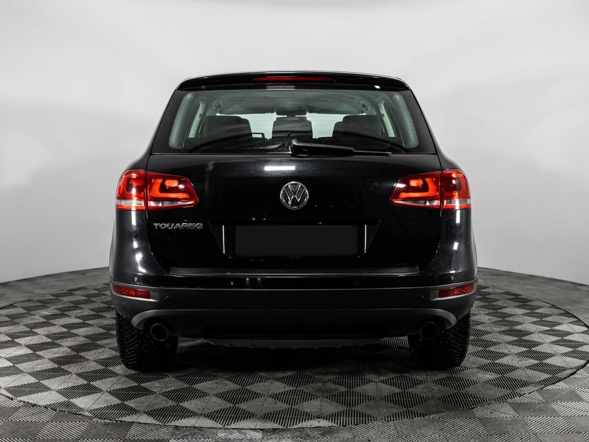 Volkswagen Touareg 2012 года с пробегом. Фото: #4