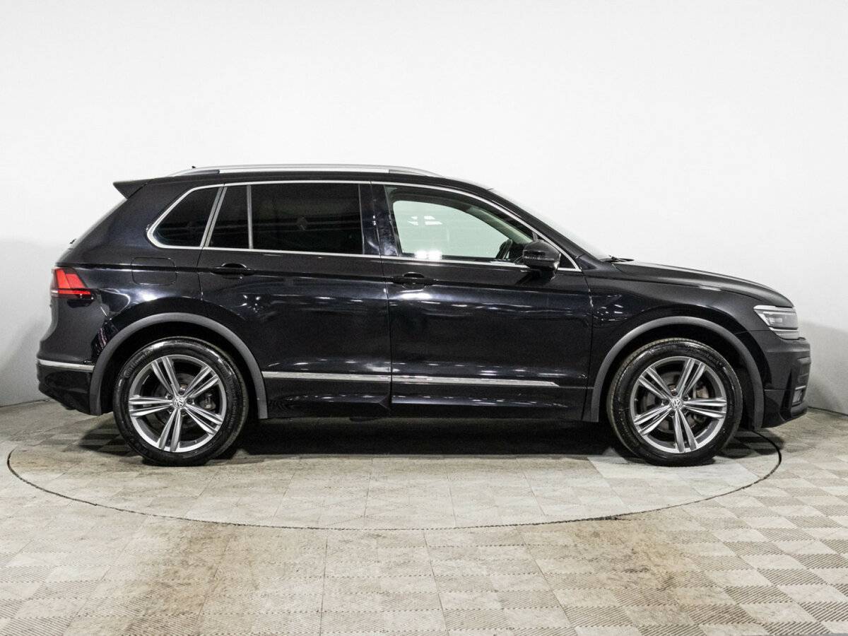 Volkswagen Tiguan 2018 года с пробегом. Фото: #3