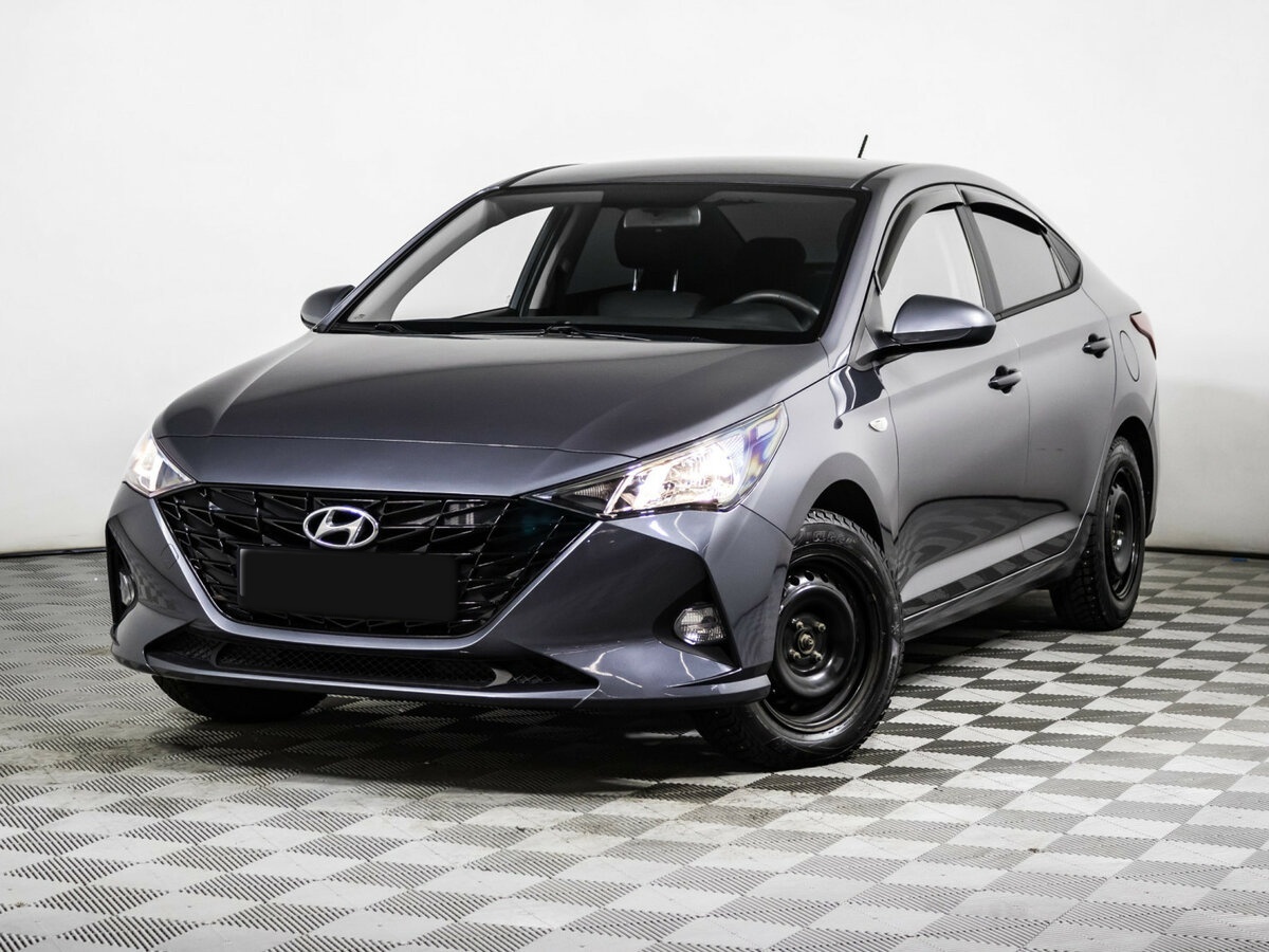 Solaris HS 2024 года с пробегом. Посмотреть фото