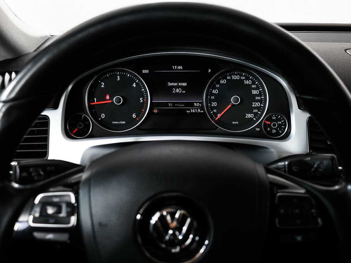 Volkswagen Touareg 2012 года с пробегом. Фото: #18