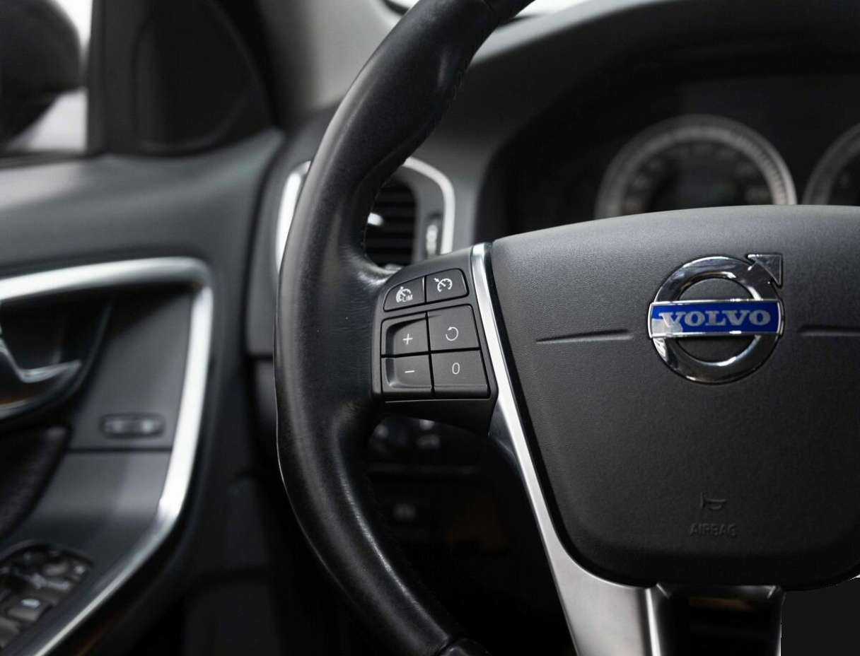 Volvo S60 2012 года с пробегом. Фото: #14