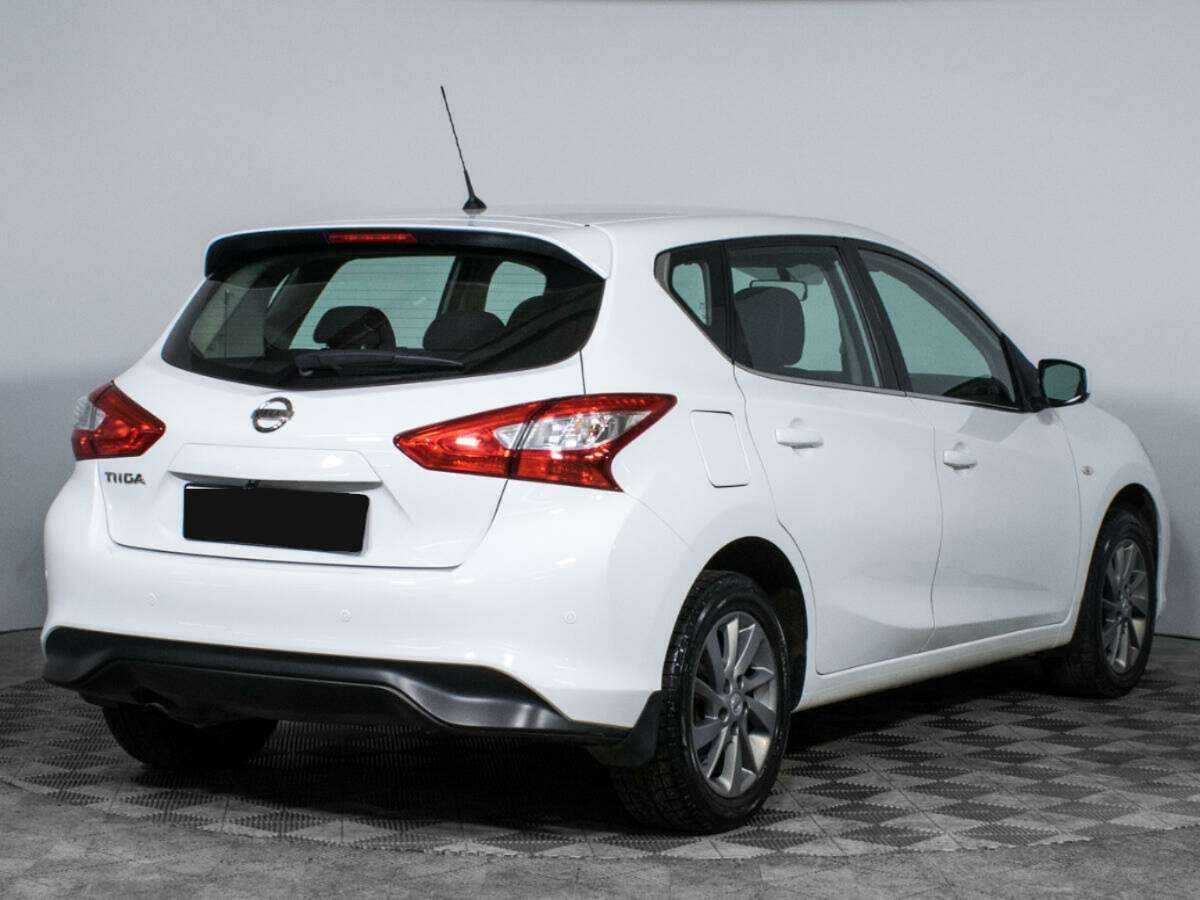 Nissan Tiida 2015 года с пробегом. Фото: #4