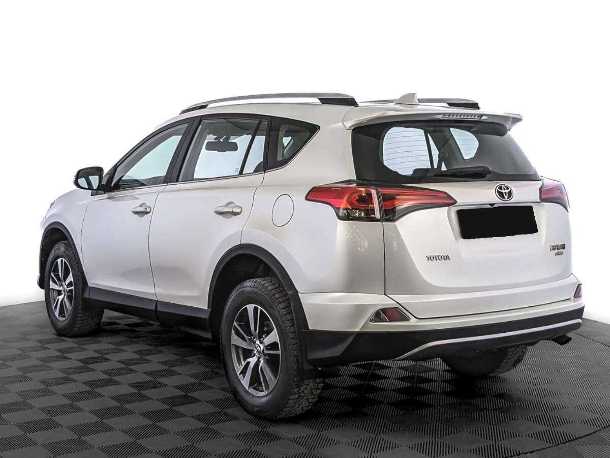 Toyota RAV4 2019 года с пробегом. Фото: #6
