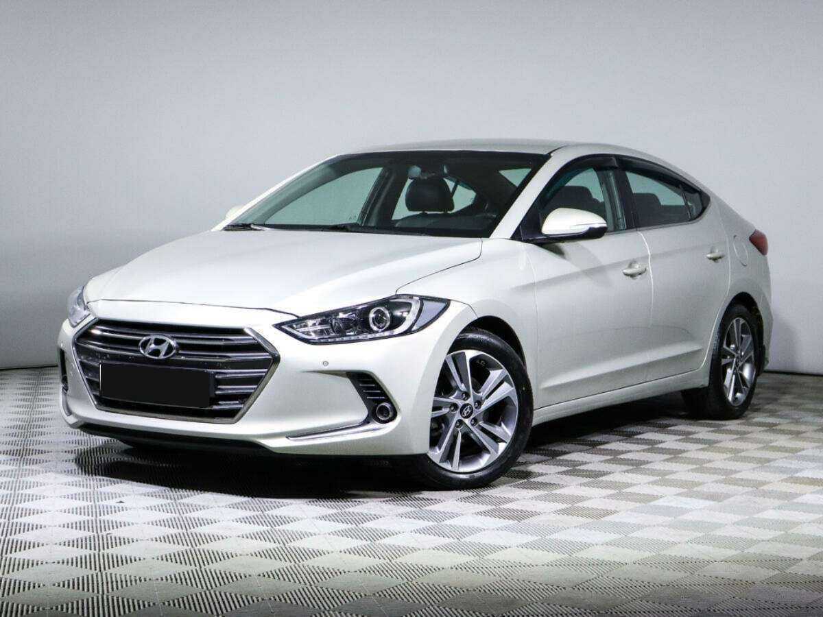 Hyundai Elantra 2018 года с пробегом. Фото: #0