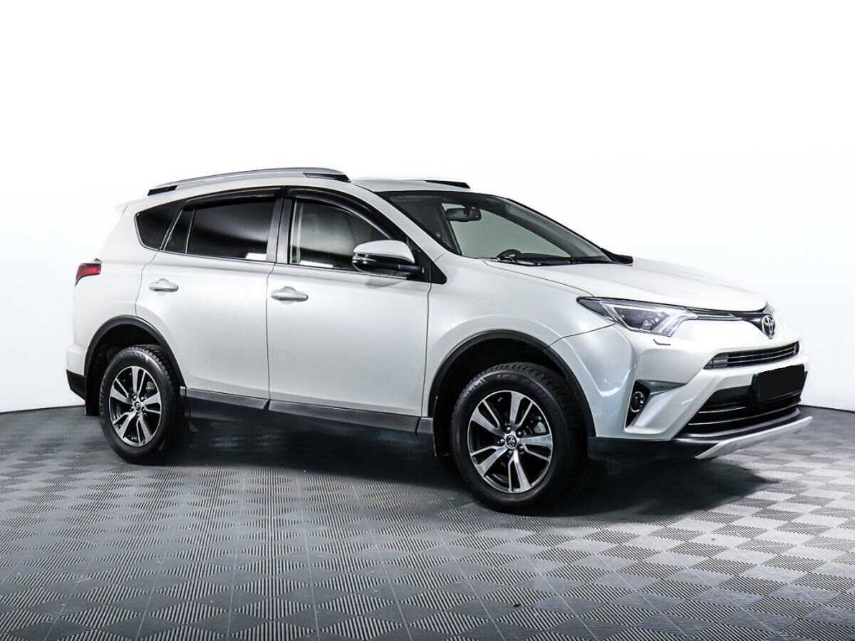 Toyota RAV4 2016 года с пробегом. Фото: #0