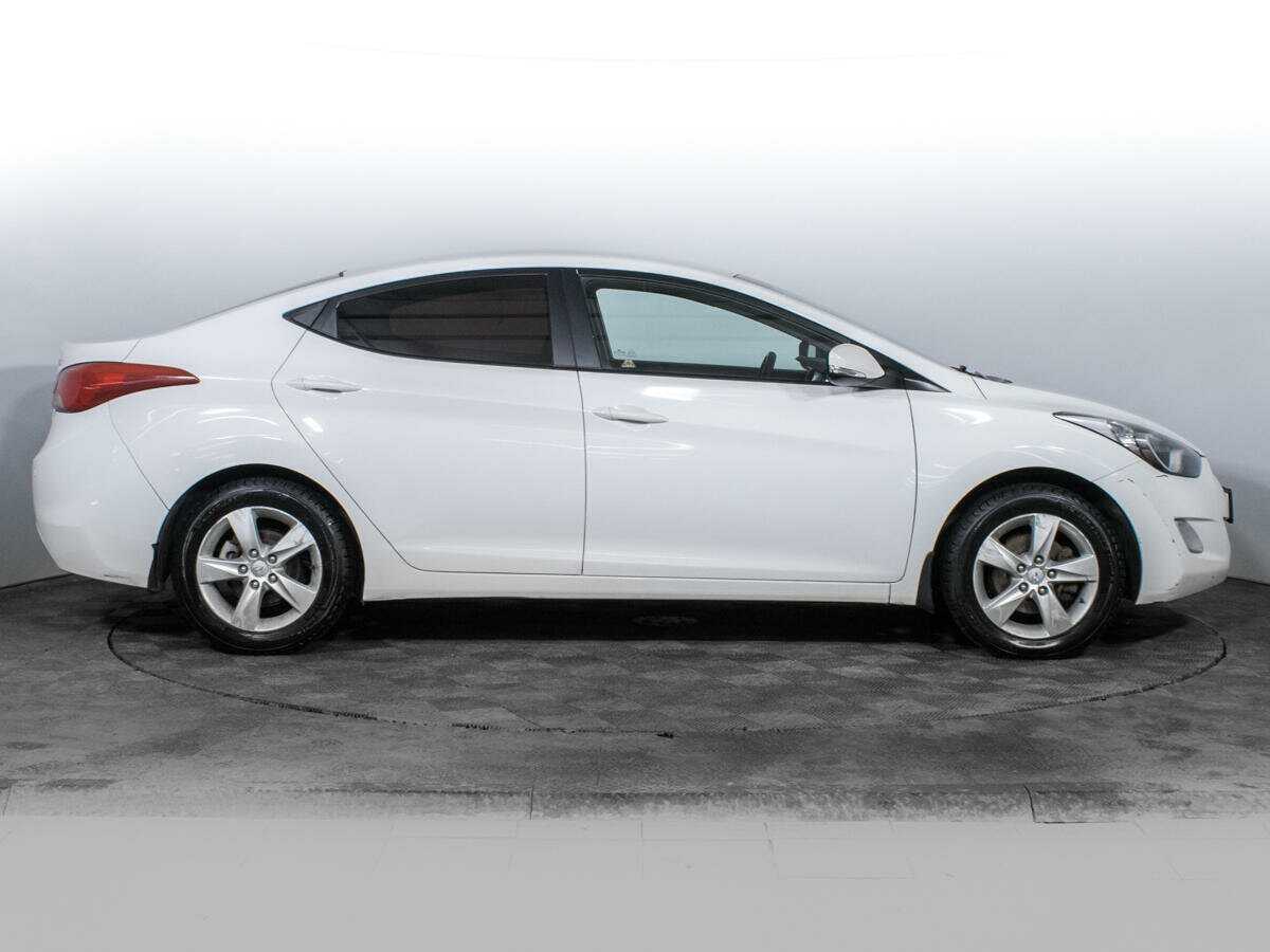 Hyundai Elantra 2013 года с пробегом. Фото: #3
