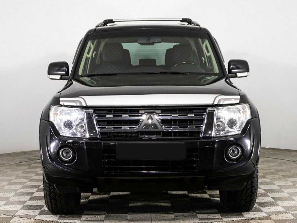 Mitsubishi Pajero 2013 года с пробегом. Фото: #2