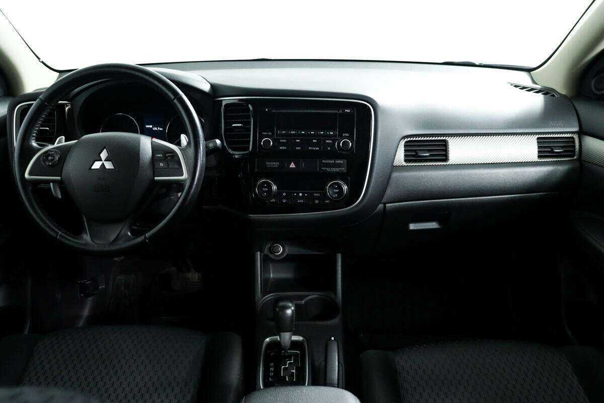 Mitsubishi Outlander 2013 года с пробегом. Фото: #10