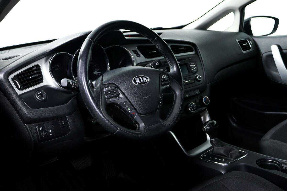 Kia Ceed 2014 года с пробегом. Фото: #12