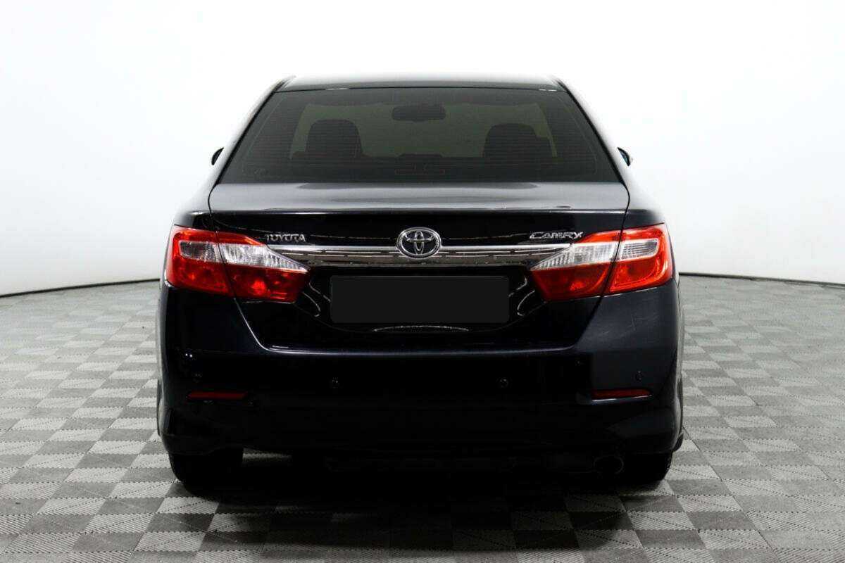 Toyota Camry 2012 года с пробегом. Фото: #5