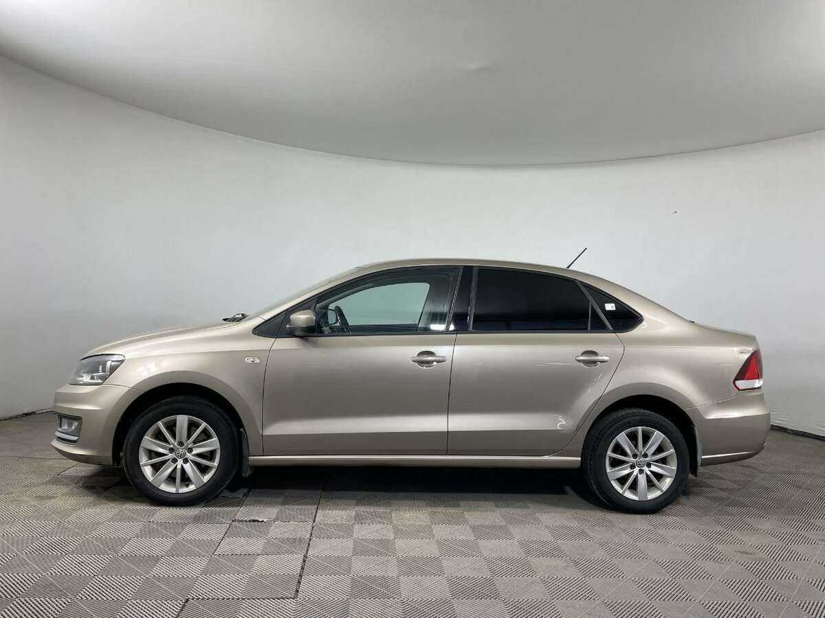 Volkswagen Polo 2015 года с пробегом. Фото: #3