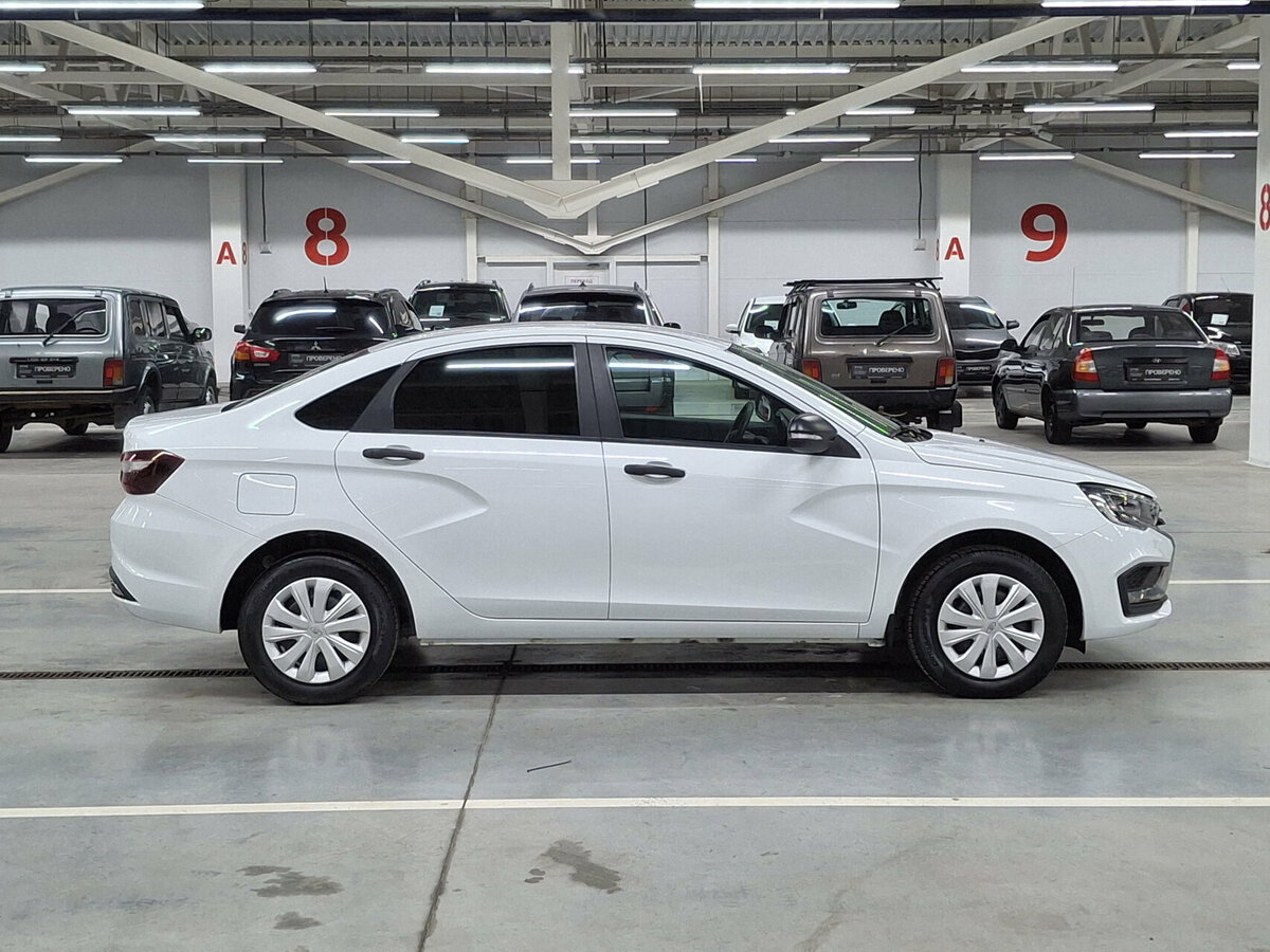 Lada (ВАЗ) Vesta 2023 года с пробегом. Фото: #3