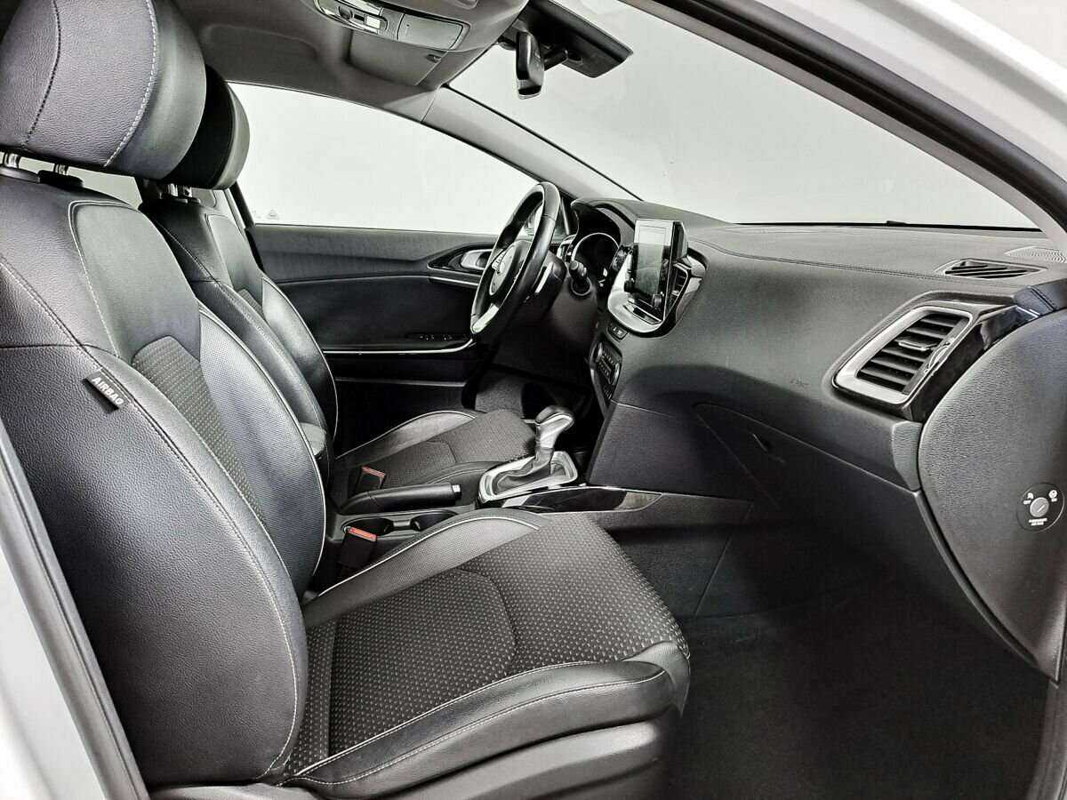 Kia Ceed 2021 года с пробегом. Фото: #6