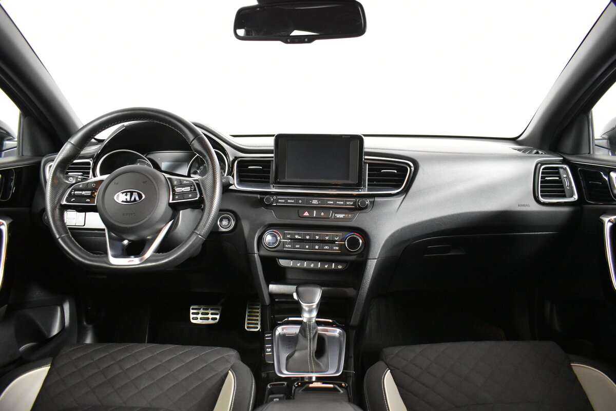 Kia Proceed 2019 года с пробегом. Фото: #11