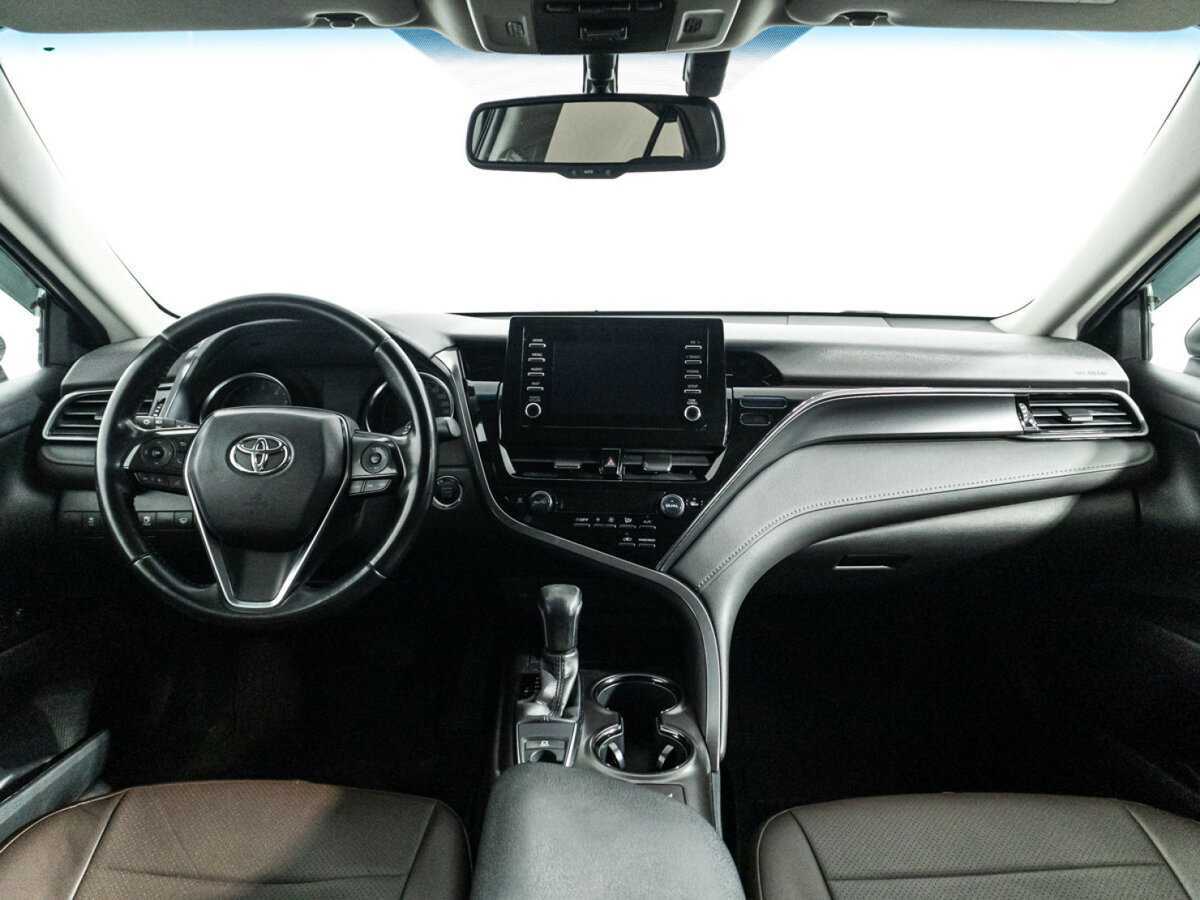 Toyota Camry 2022 года с пробегом. Фото: #12