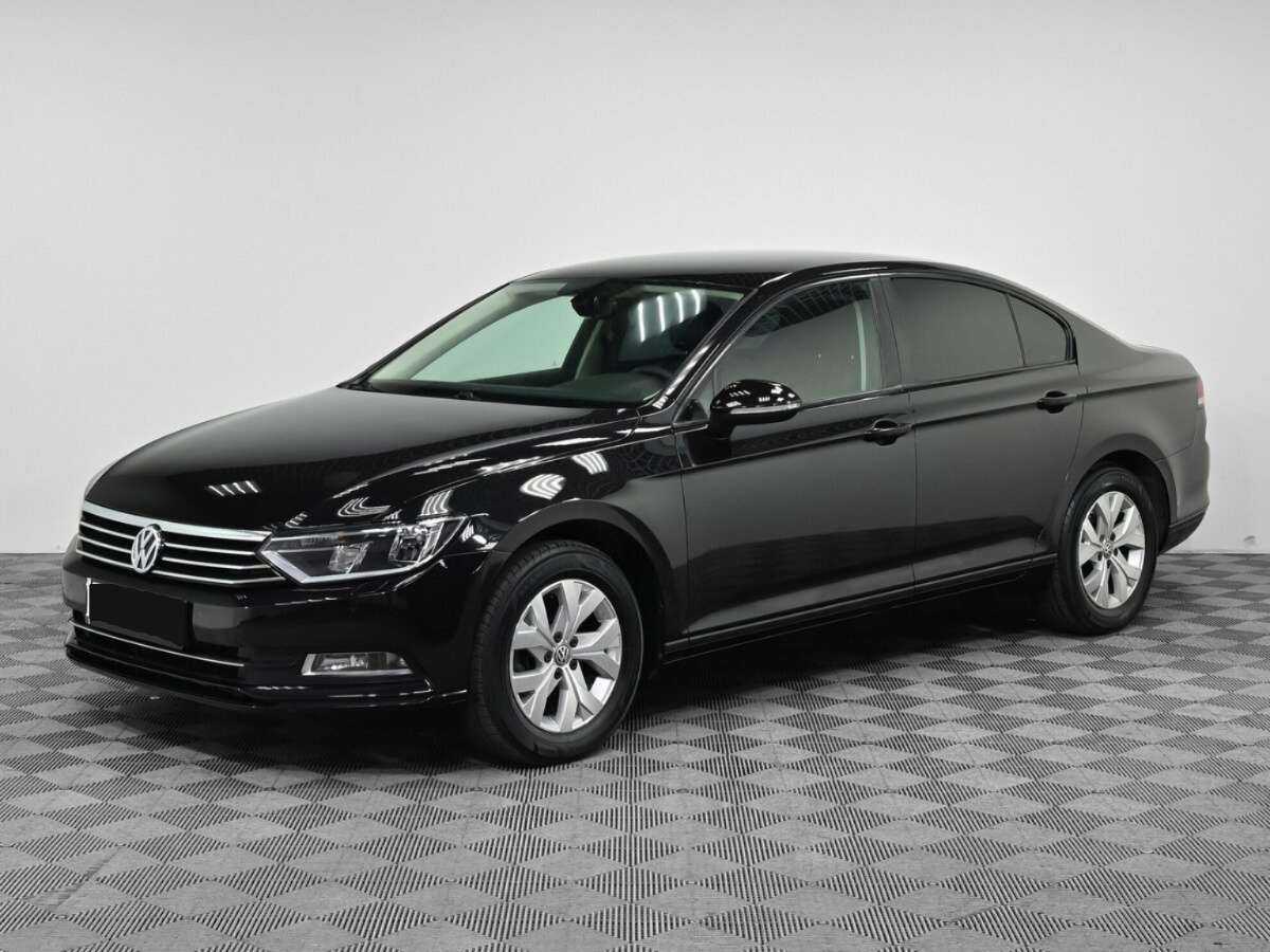 Volkswagen Passat 2016 года с пробегом. Посмотреть фото