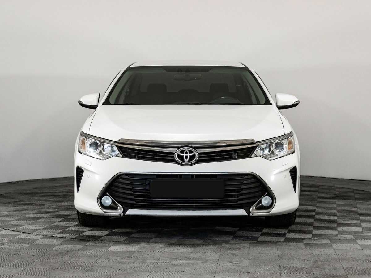Toyota Camry 2015 года с пробегом. Фото: #1