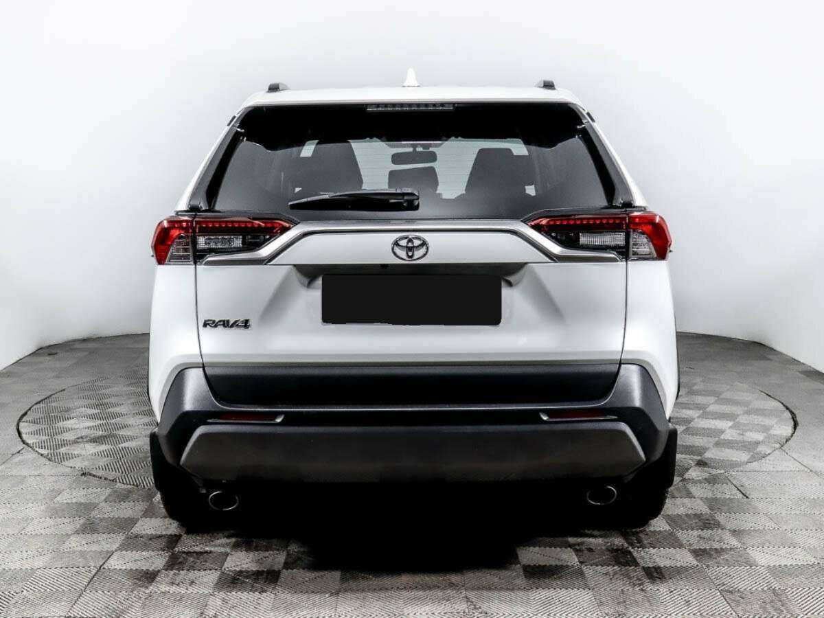 Toyota RAV4 2020 года с пробегом. Фото: #4