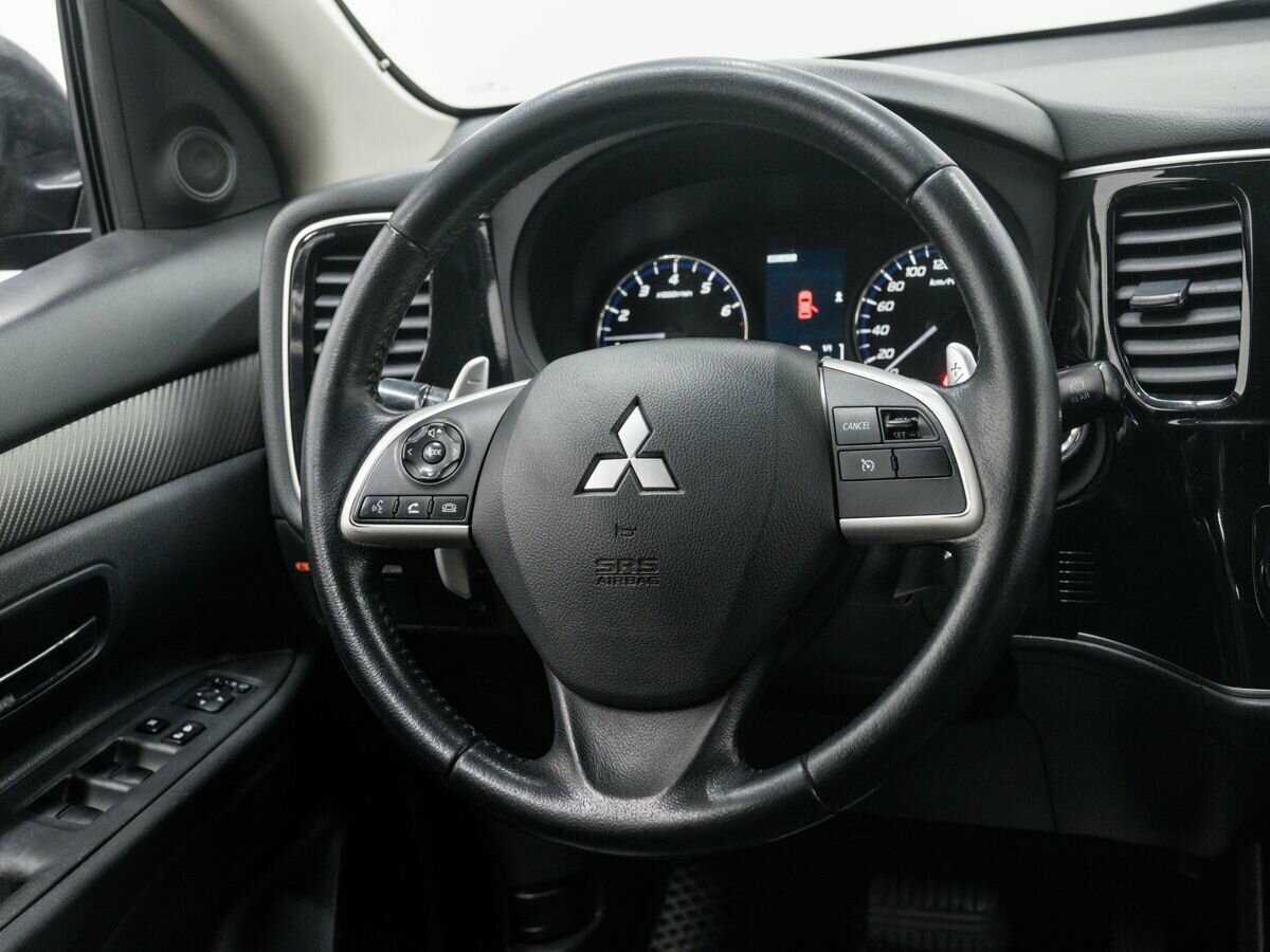 Mitsubishi Outlander 2013 года с пробегом. Фото: #10