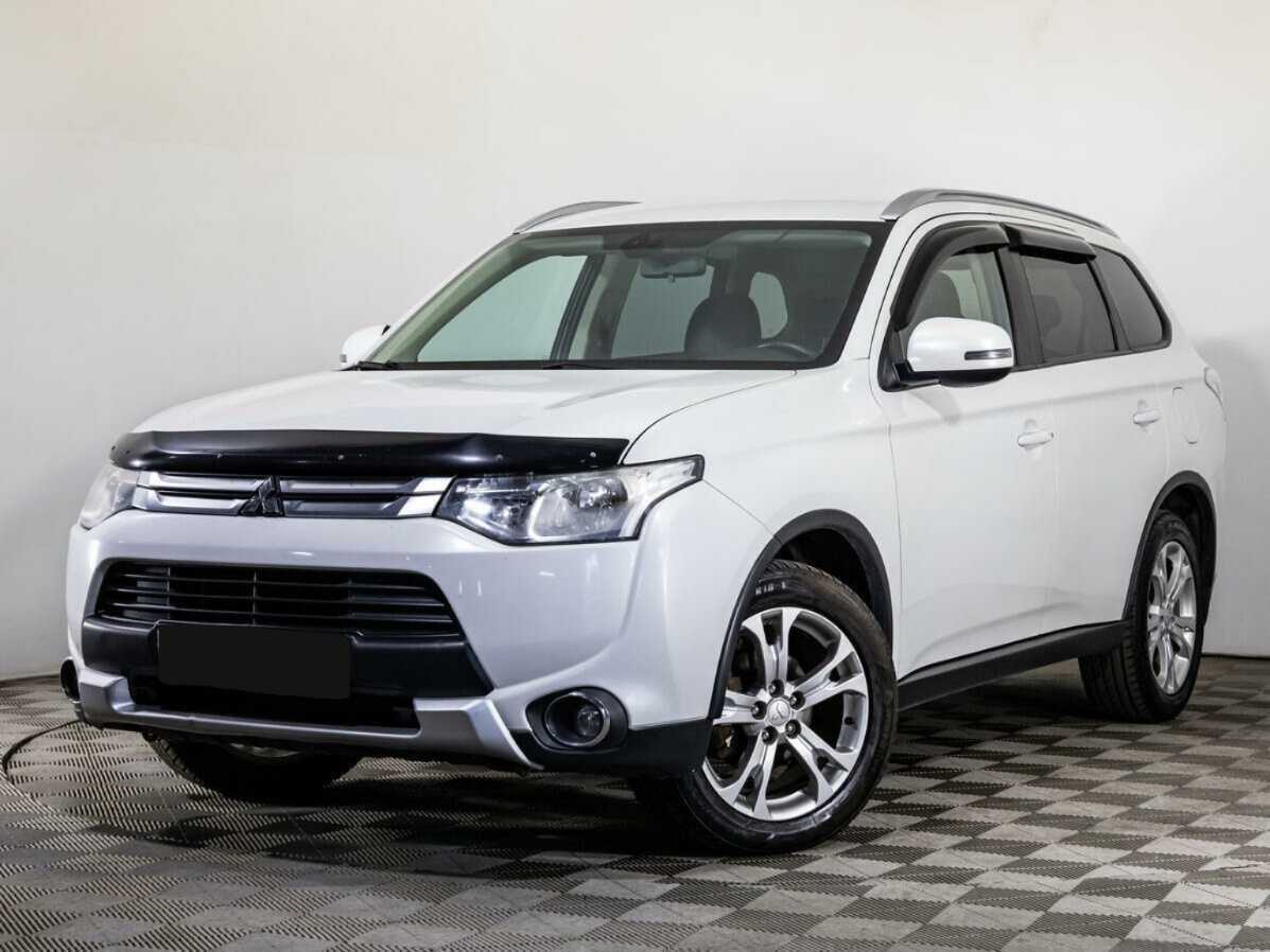 Mitsubishi Outlander 2014 года с пробегом. Фото: #0