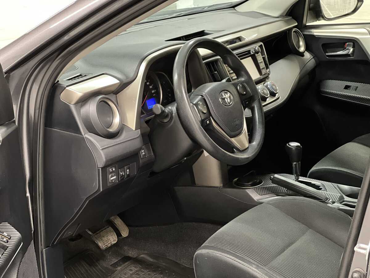 Toyota RAV4 2014 года с пробегом. Фото: #15