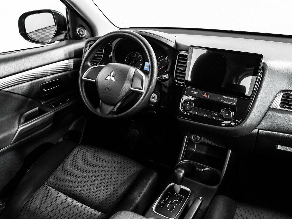 Mitsubishi Outlander 2015 года с пробегом. Фото: #8