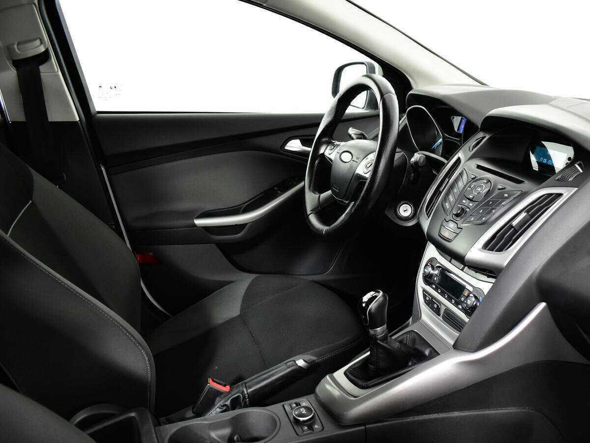 Ford Focus 2012 года с пробегом. Фото: #6