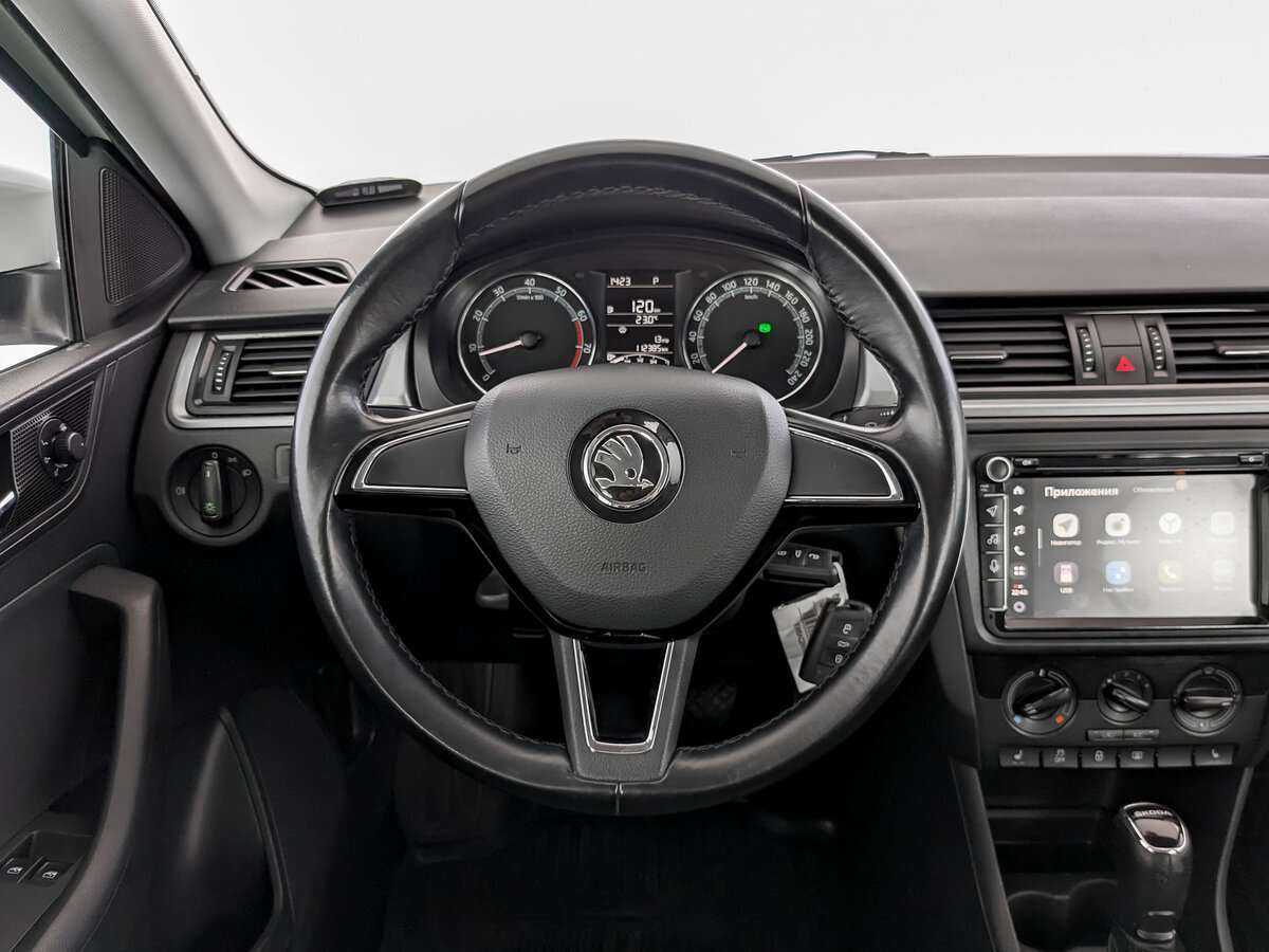 Skoda Rapid 2018 года с пробегом. Фото: #16