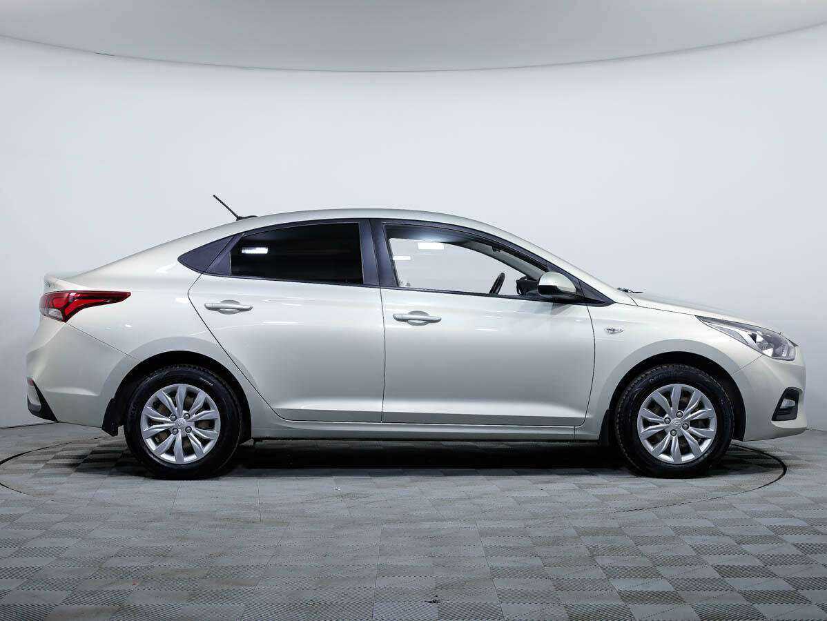 Hyundai Solaris 2017 года с пробегом. Фото: #2