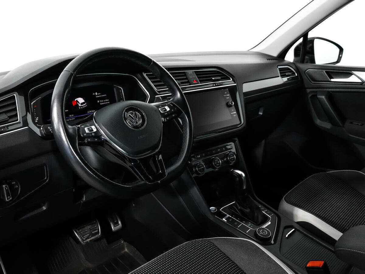 Volkswagen Tiguan 2019 года с пробегом. Фото: #8