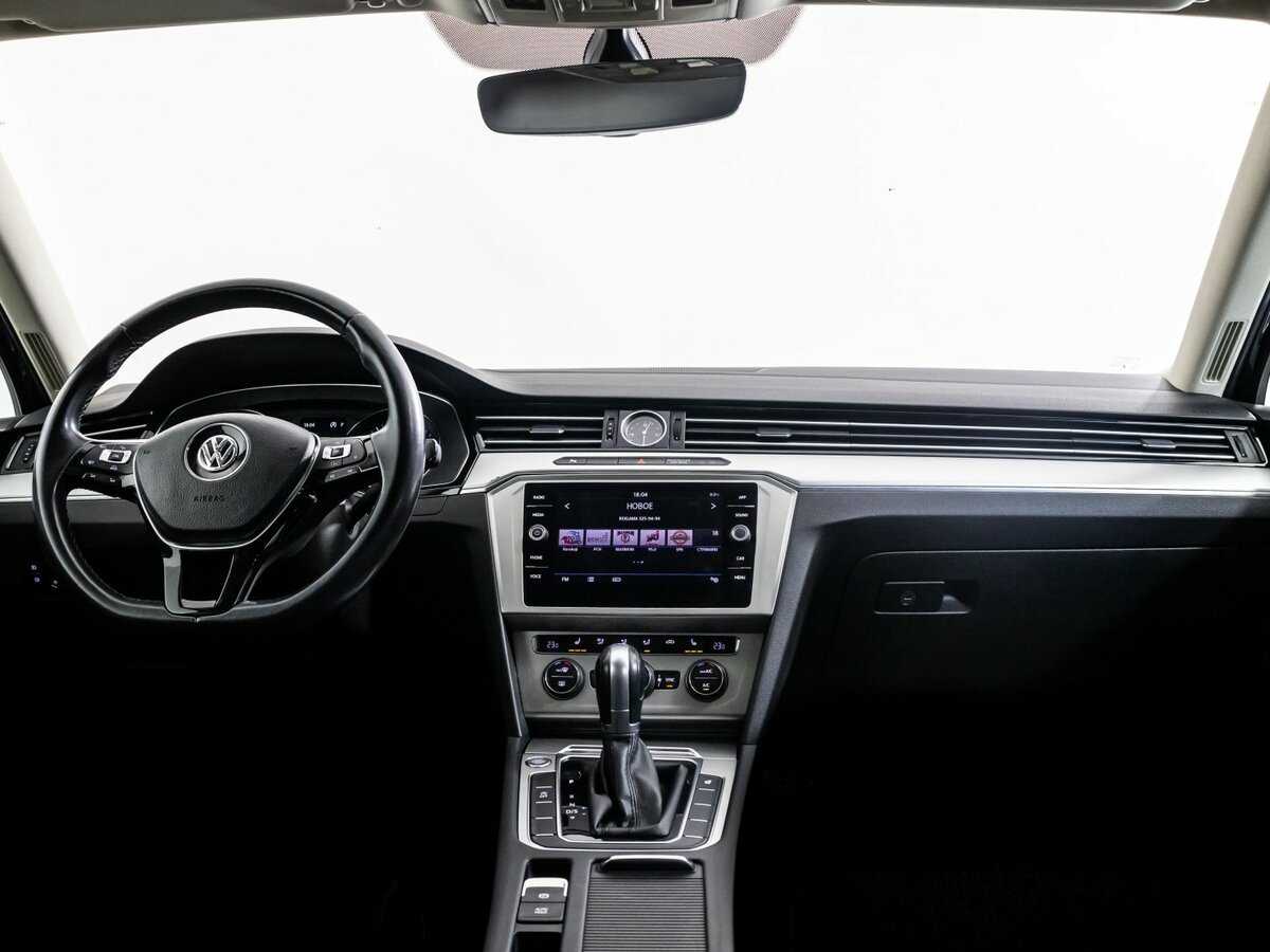 Volkswagen Passat 2018 года с пробегом. Фото: #7