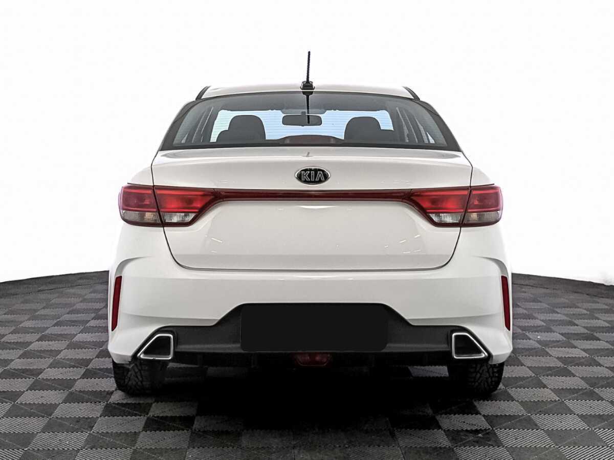 Kia Rio 2021 года с пробегом. Фото: #5