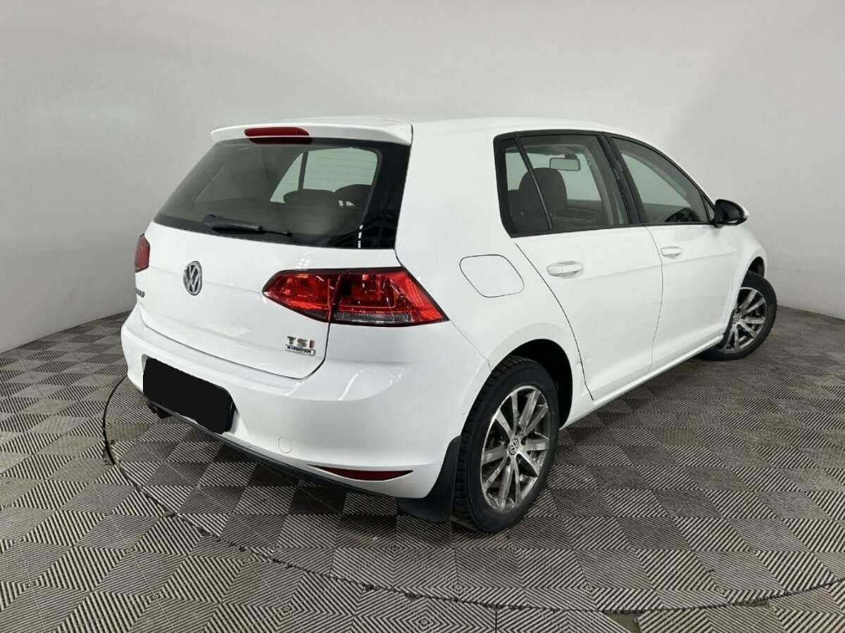 Volkswagen Golf 2015 года с пробегом. Фото: #5