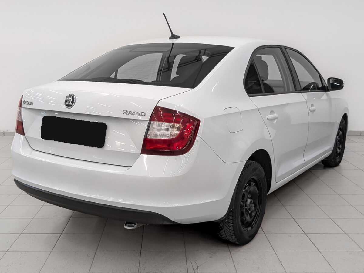 Skoda Rapid 2017 года с пробегом. Фото: #4