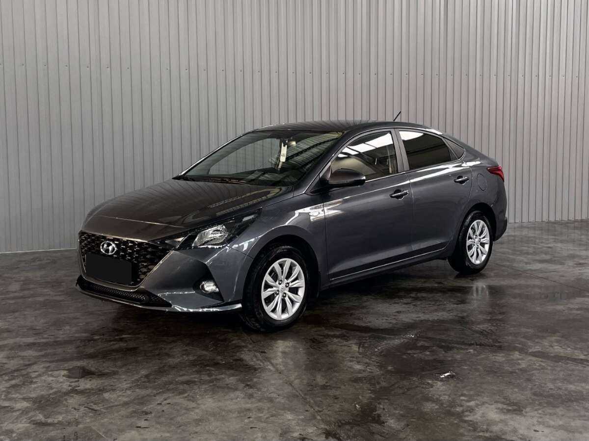 Hyundai Solaris 2021 года с пробегом. Посмотреть фото